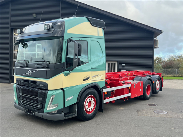 Volvo FM500 Globe hejs