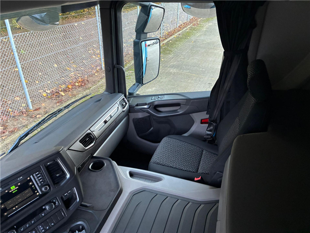 Scania P 410 B6x2*4LB