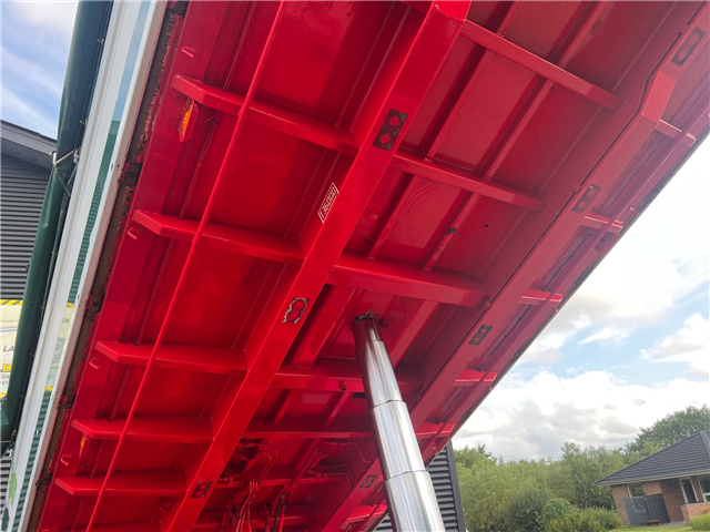 Volvo FH540 8X4 tandem med løftebogie -Nopa pendeltip