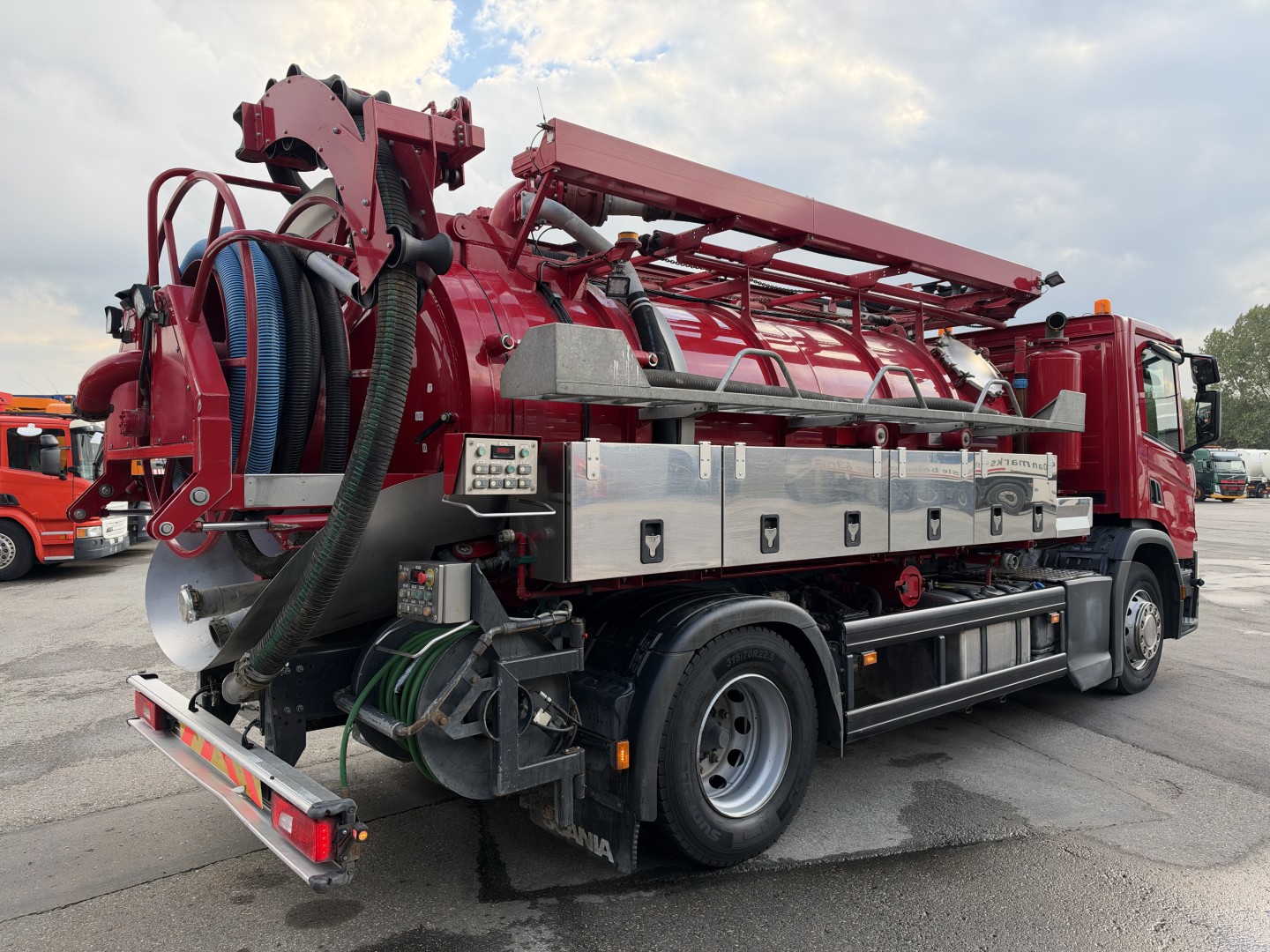 Scania P280 4x2 Simon Moos SLS1648 8000 l. Combi