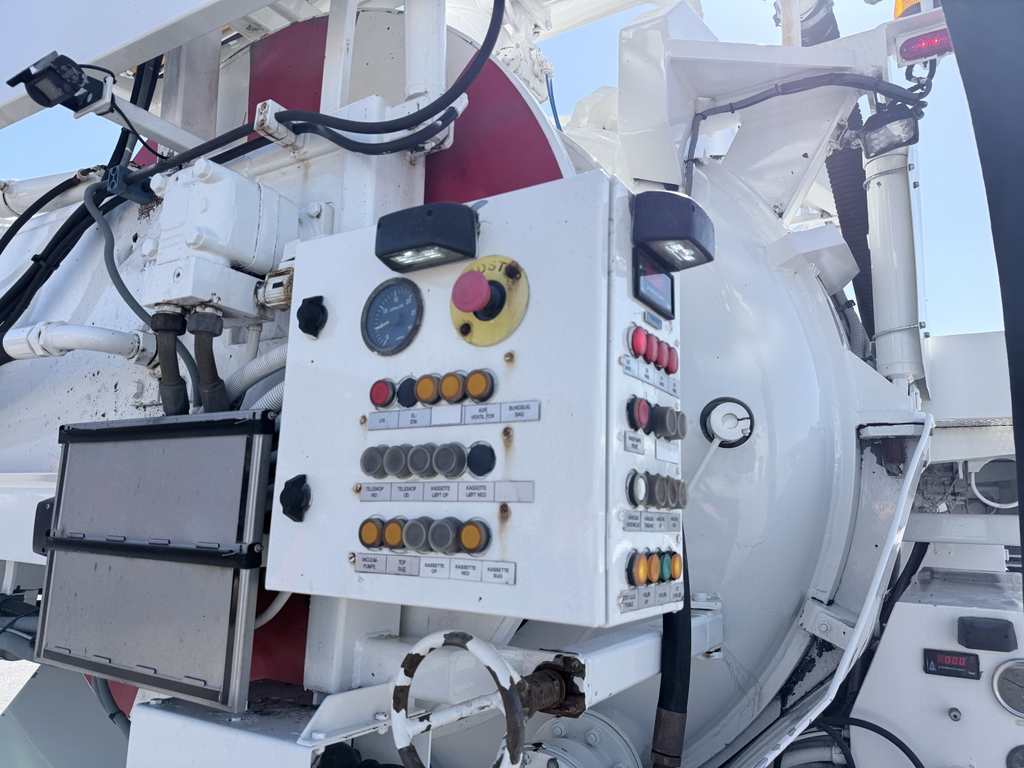 Renault T430 DTI 6x2 Hvidtved Larsen SLP 10.5 ADR