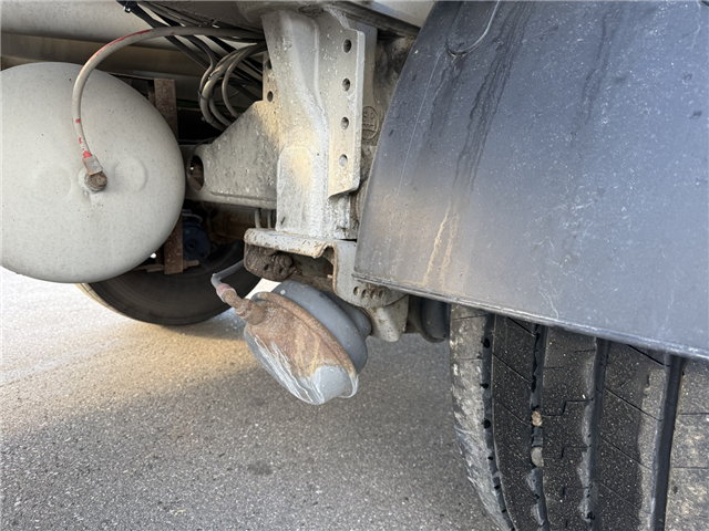 HMK Bilcon 27.000 l. ADR 5 rum.