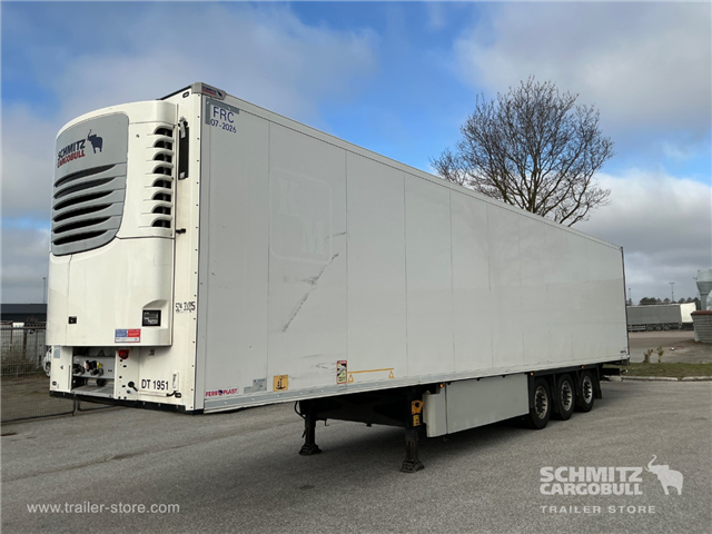 Schmitz Semi Reefer Meat hanging system