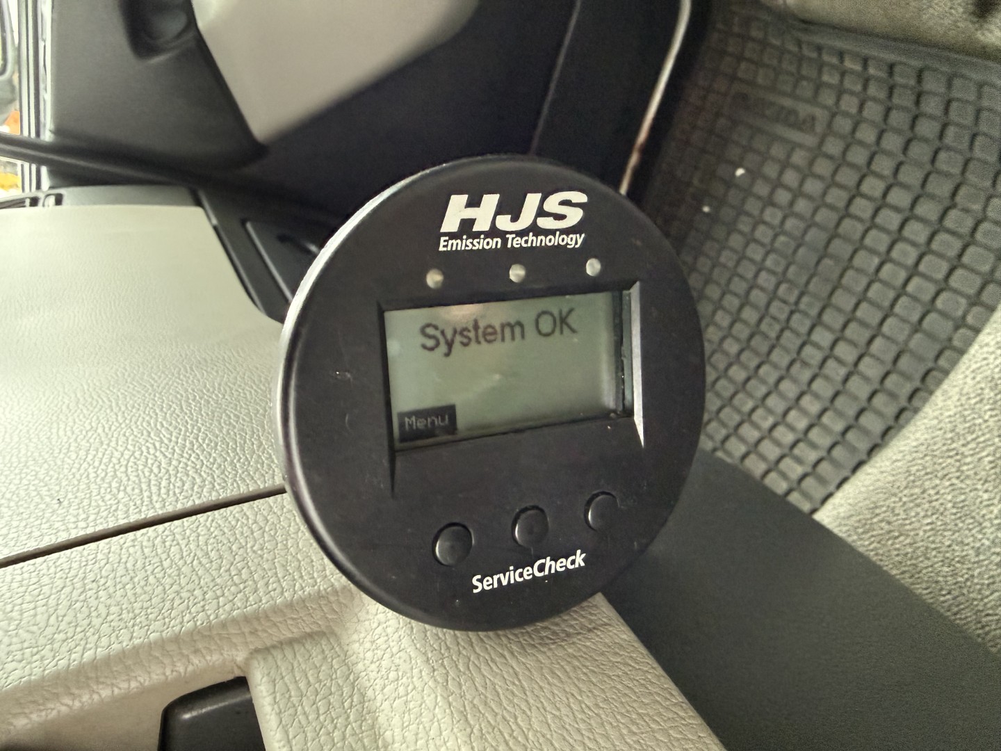 Volvo FL240 4x2 Fast kasse 6,30 m.