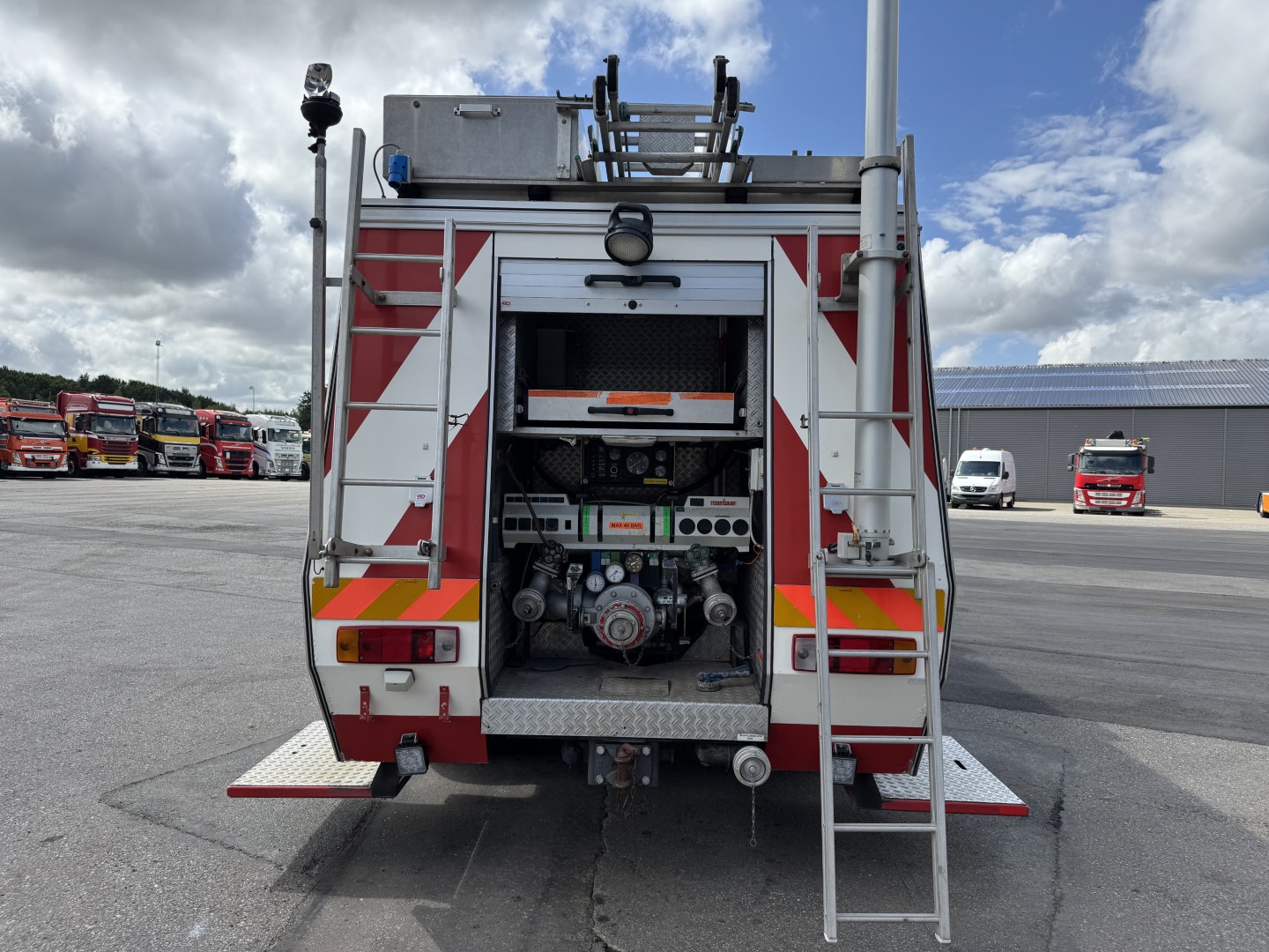 Mercedes 1117 4x2 Autosprøjte / Brandbil