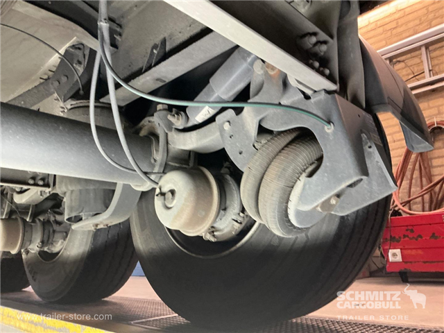 Schmitz Semi Curtainsider Standard