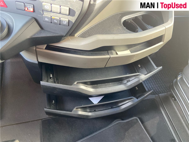 MAN TGX 26.470 6x2/4 BL SA