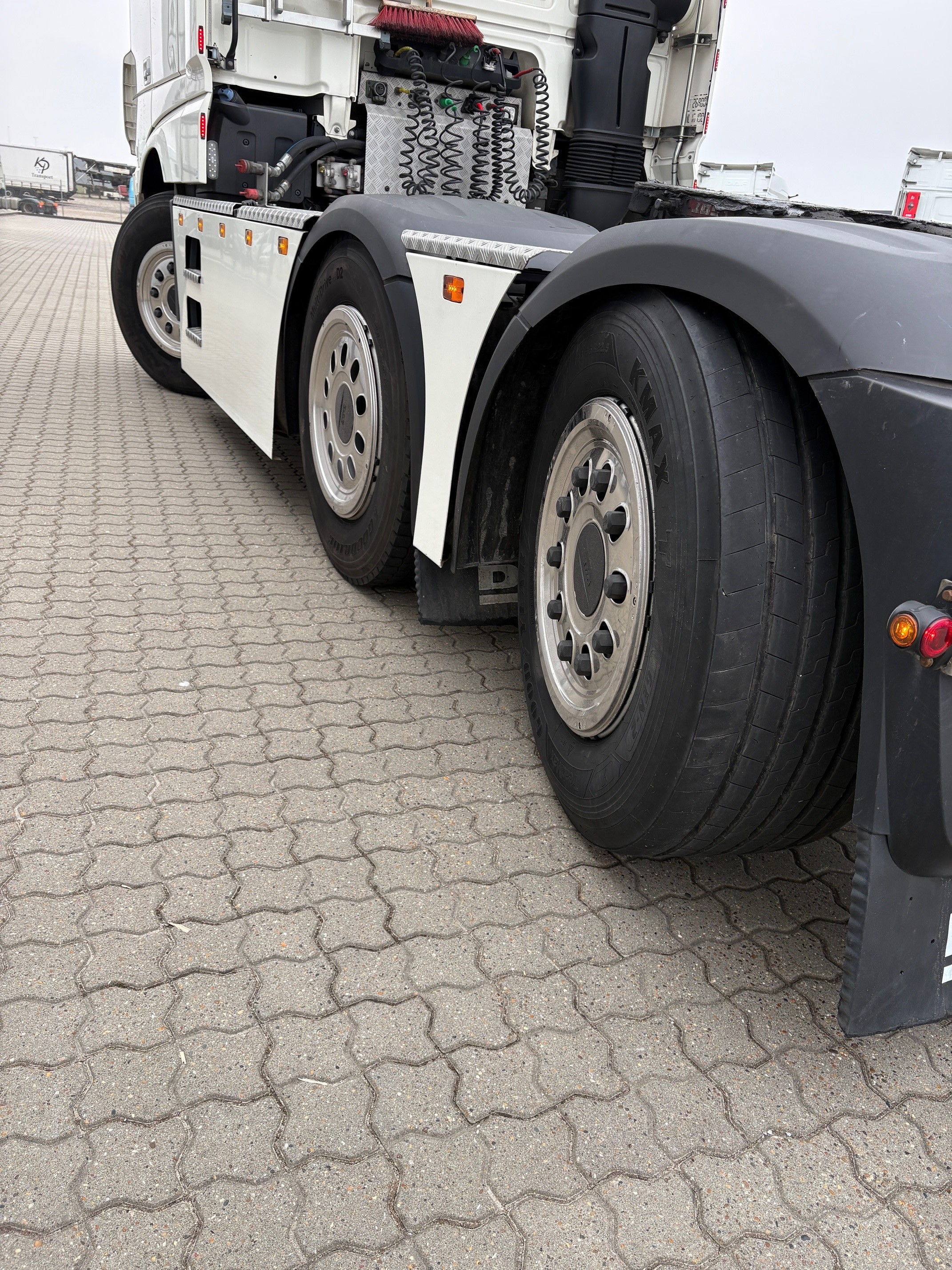 DAF XF 530 FTN 6x2/4 hydraulik trækker