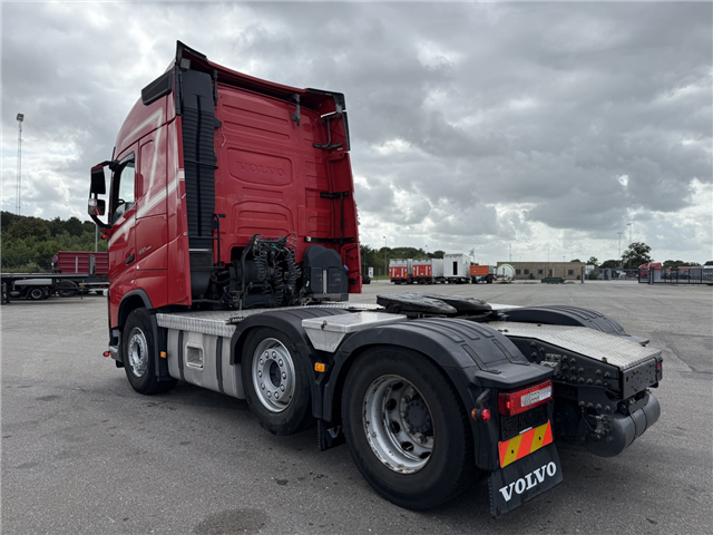Volvo FH460 6x2 Globetrotter Euro 6
