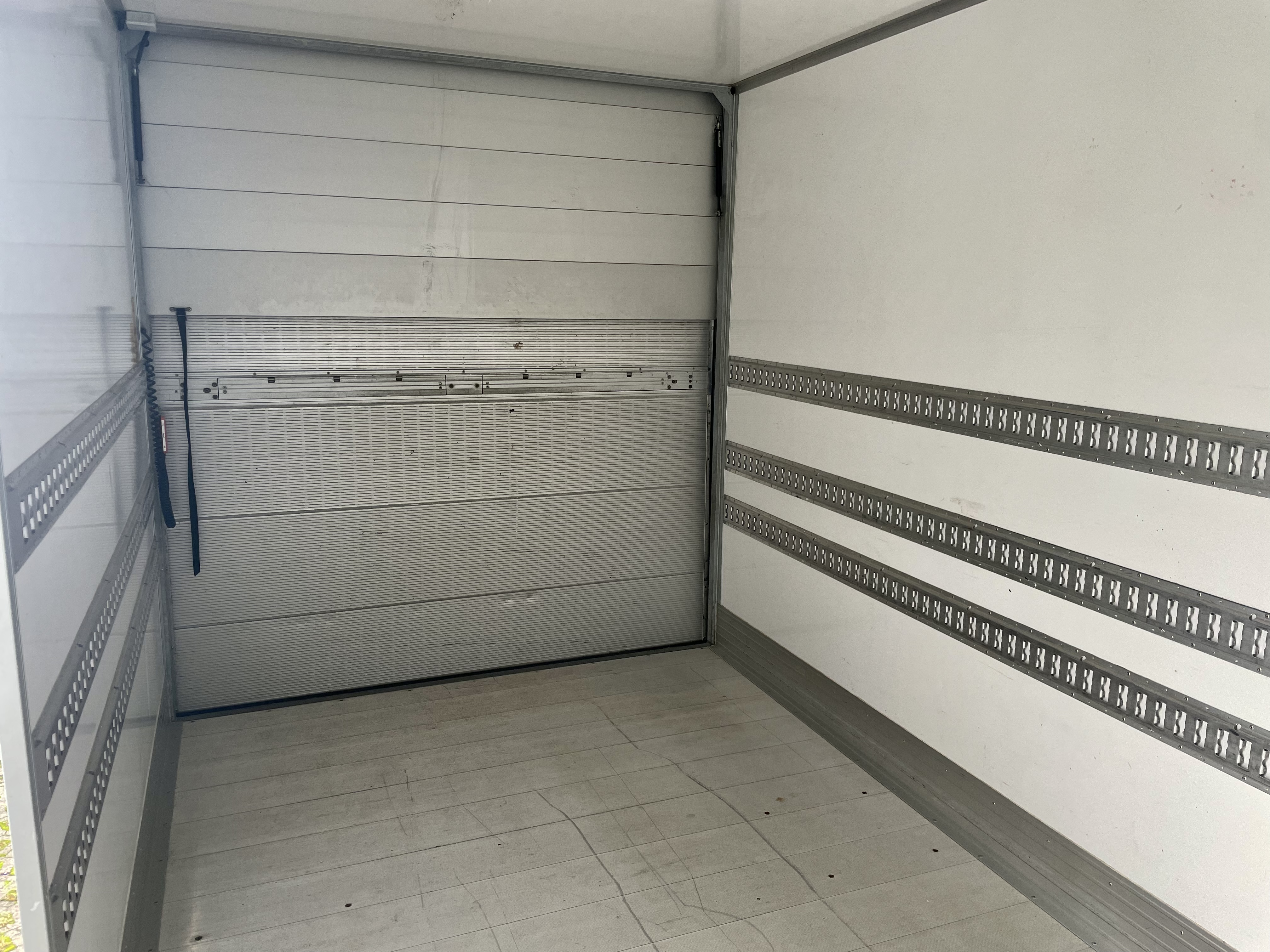Iveco 35C18HA8 Box/lift