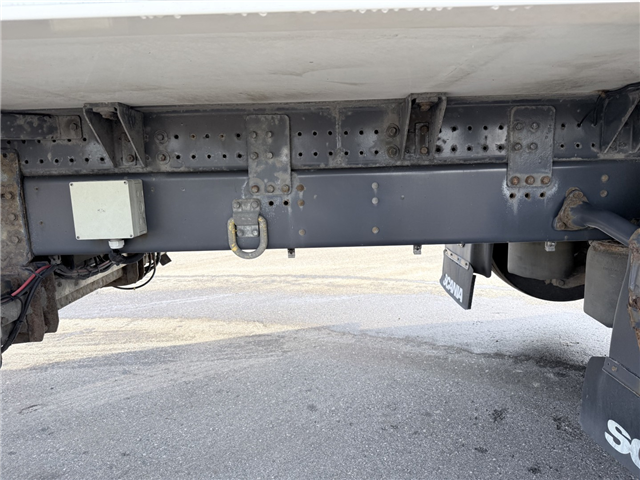 Scania P320 6x2*4 Carrier Supra 1250 Mt 9.80 m. kasse