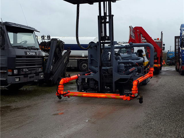 Mitsubishi Canter 60 Jet Fuel A1 Dispenser Truck
