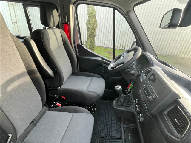 Renault Trucks Master RED - M9T D7 Combi - Minibus L2H2