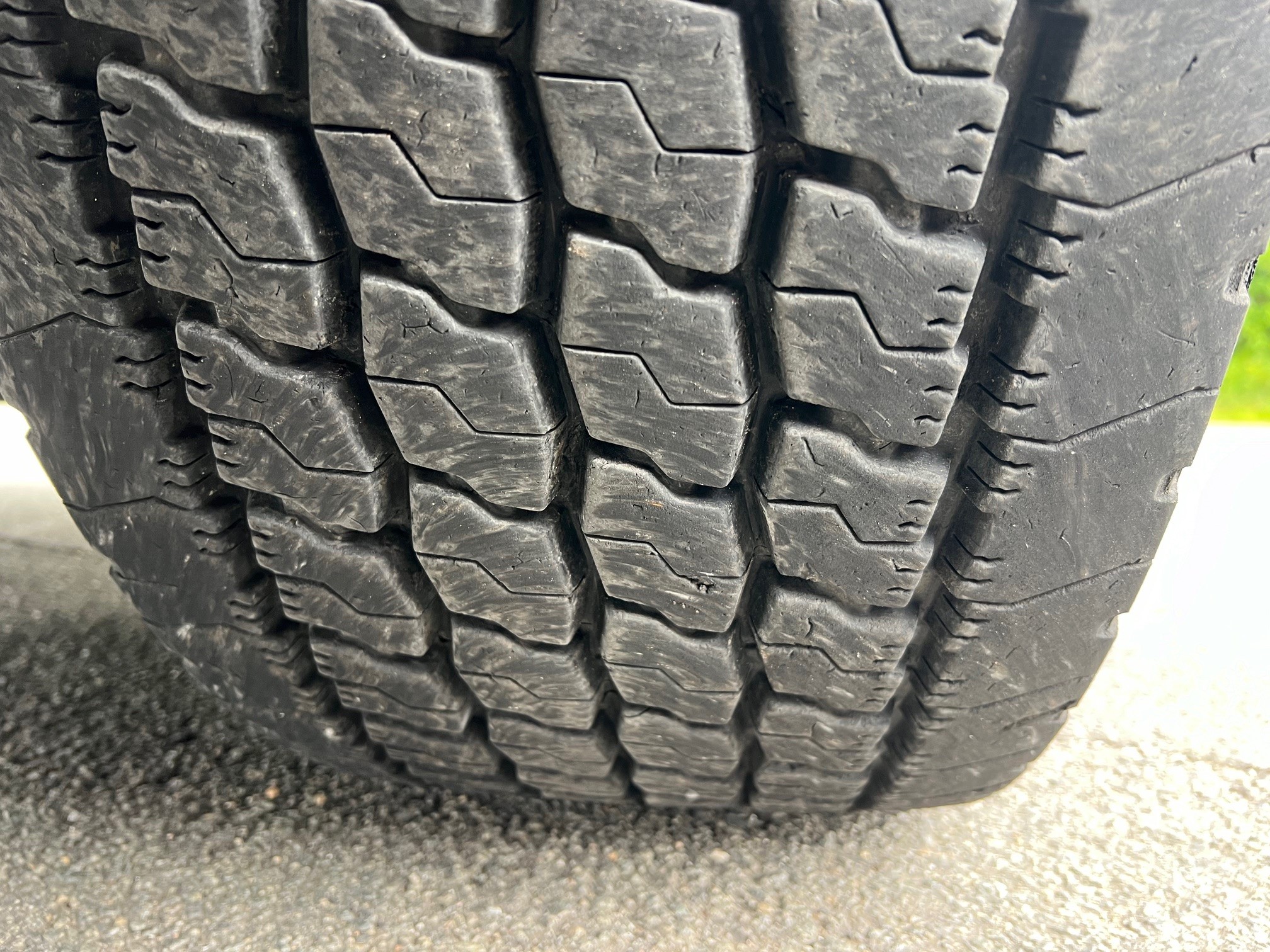 Scania P280 med HMF 1720 kran