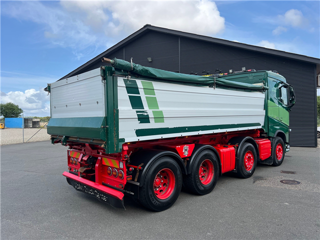 Volvo FH540 8X4 tandem med løftebogie -Nopa pendeltip