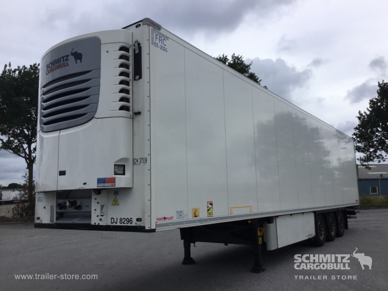 Schmitz Semi Reefer Meat hanging system