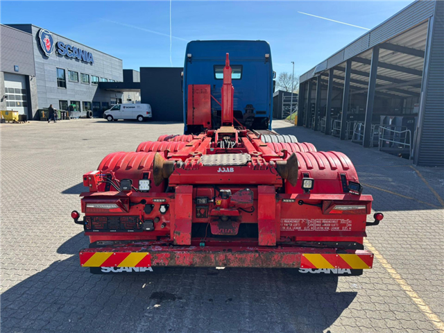 Scania R 520 B8x2/*6NB Hooklift