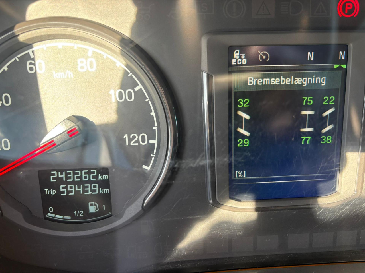 Scania P 410 B6x2*4LB Lad, Lift og træk