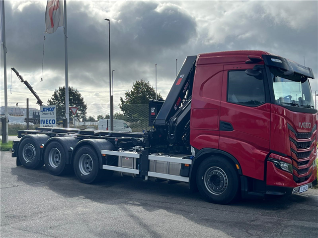 Iveco X WAY AS350X58 ZY/FS