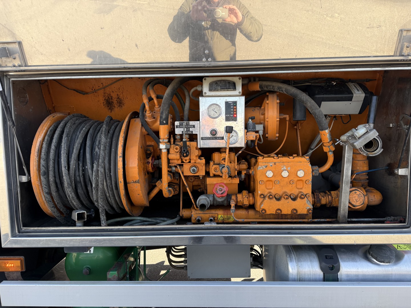 Scania P360 6x2*4 Korp & Son 12.500 l. Kombi