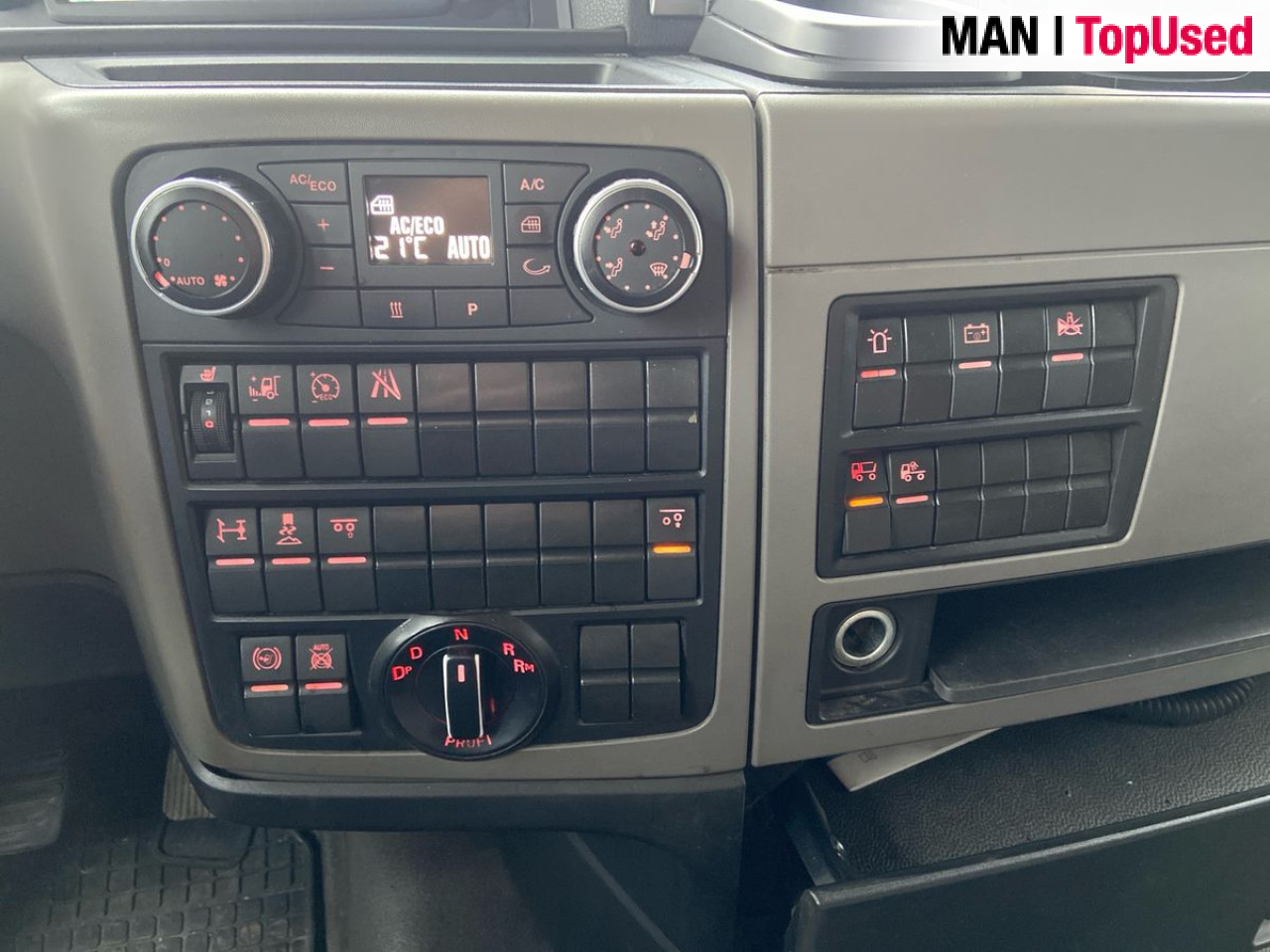 MAN TGX 26.470 6X2-2 LL