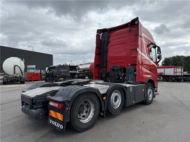 Volvo FH460 6x2 Globetrotter Euro 6