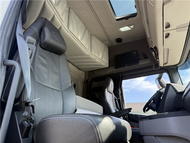 Scania R500 NGS CR20H 26 m3 Silo / Kompressor