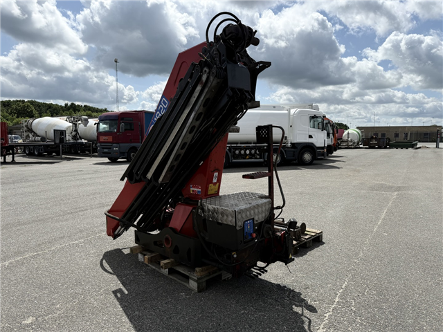 HMF 1820 K4 Fjernbetjening Kran