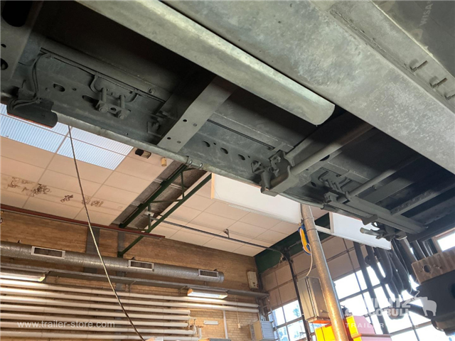 Schmitz Semi Curtainsider Standard