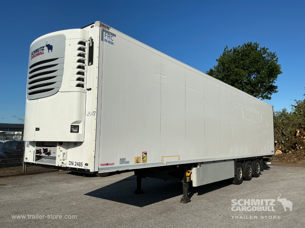 Schmitz Semi Reefer Meat hanging system