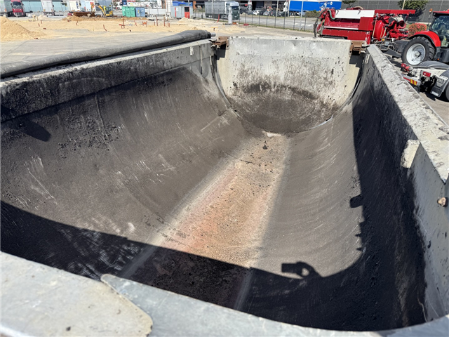 Kel-Berg 3 akslet asfalt tipkærre