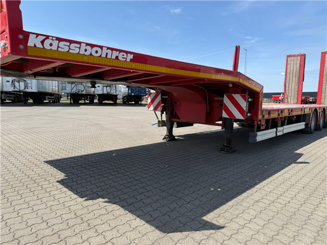 Kässbohrer SLA-3, Udtrækkelig Maskintrailer