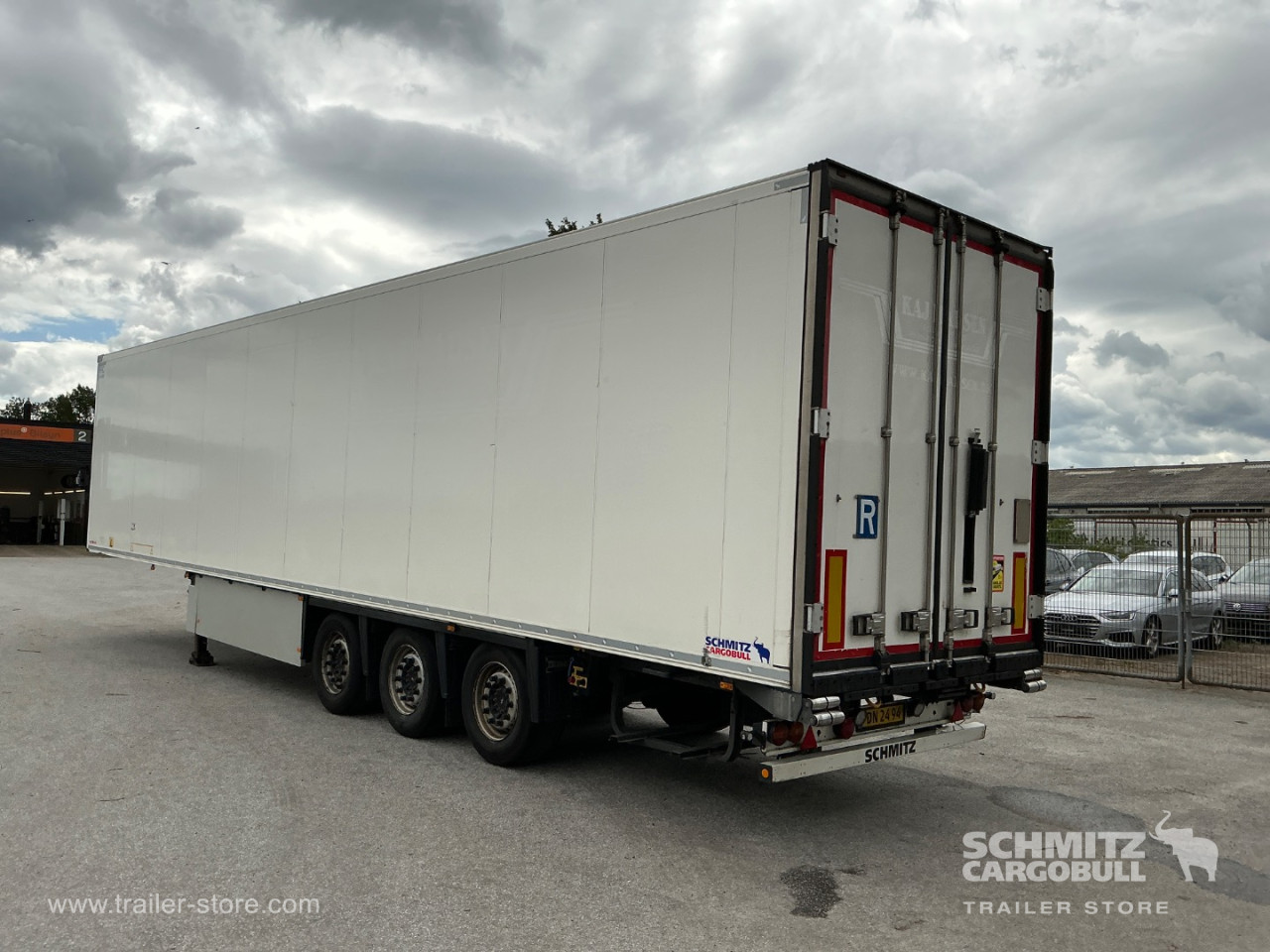 Schmitz Semi Reefer Meat hanging system