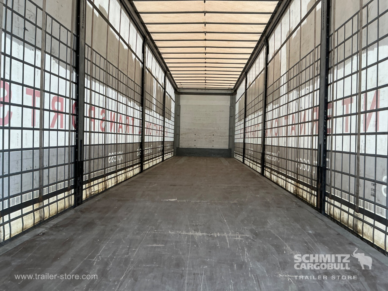 Schmitz Semi Curtainsider Standard