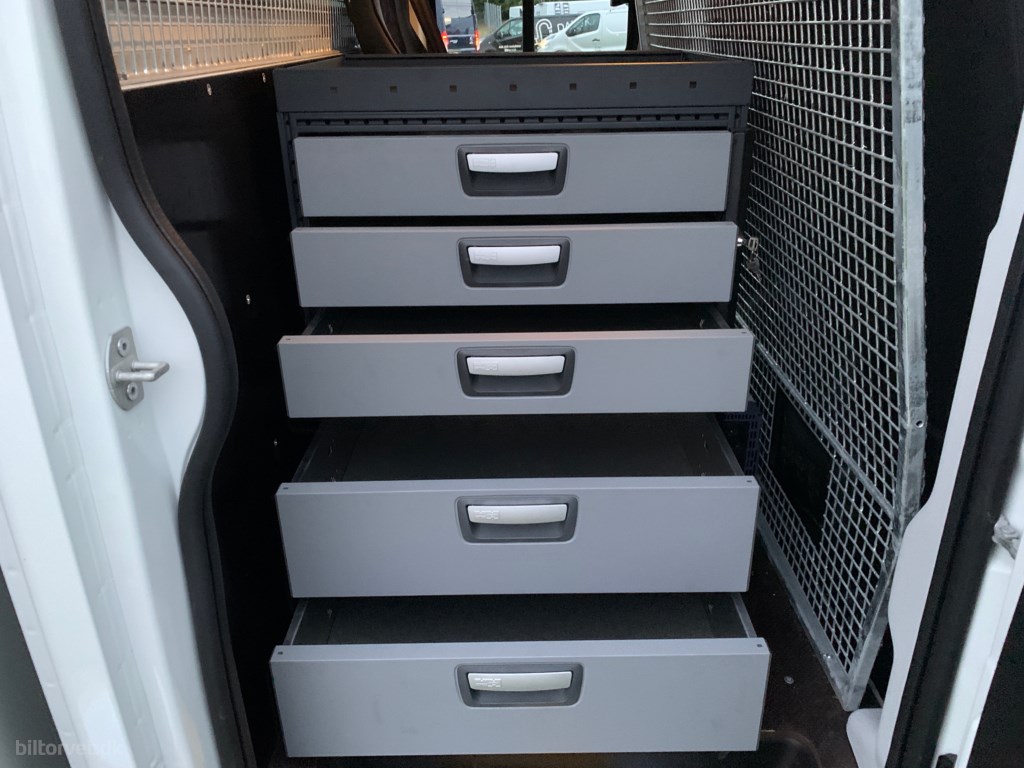 Iveco 35C18H A8 Dobbelkabine m. 3-vejs tip