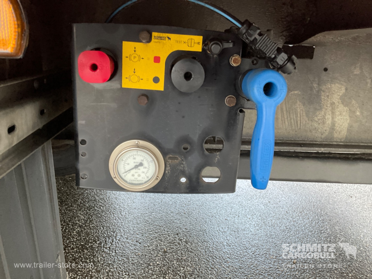 Schmitz Semi Curtainsider Standard Holder til gaffeltruck