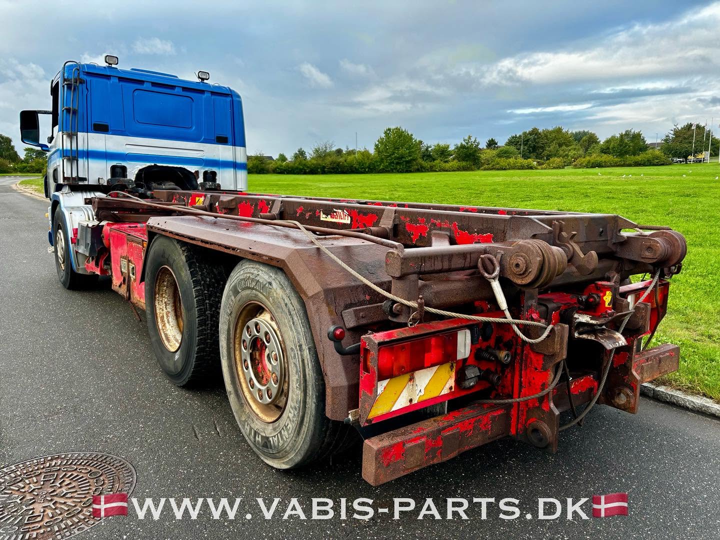 Scania 94-300 med Sawo hejs