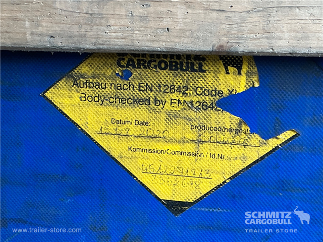 Schmitz Semi Curtainsider Mega