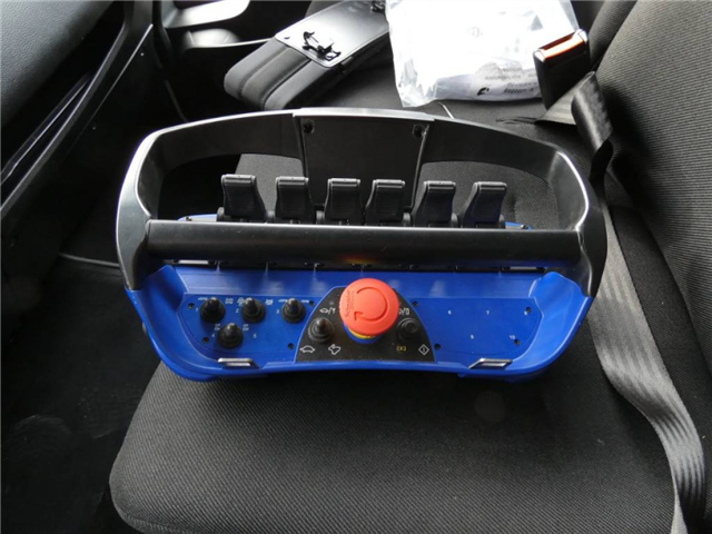 Iveco Eurocargo 160-250 Stiladsbil m. Kran