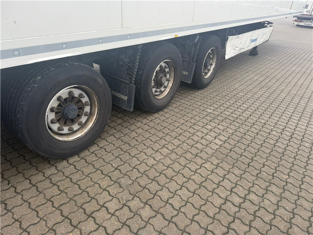 Krone Mega Køletrailer m. Carrier kølemaskine