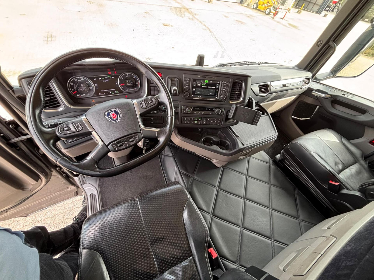 Scania R 540 A6x2NB