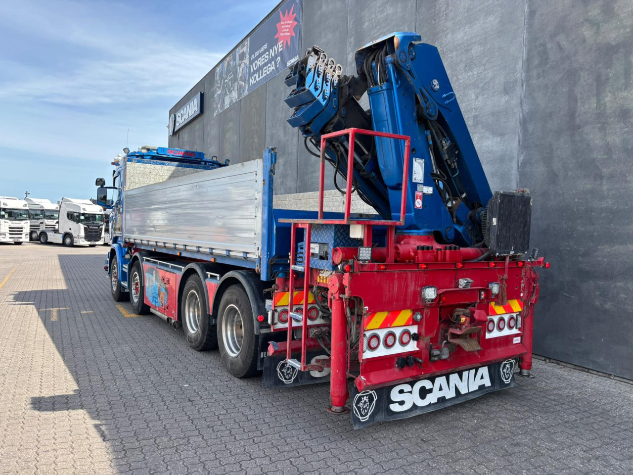 Scania R 520 LB8x4HNB Crane tip