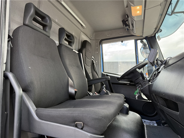 Iveco EuroCargo 180E320 4x2 Carrier Supra 850 Silent
