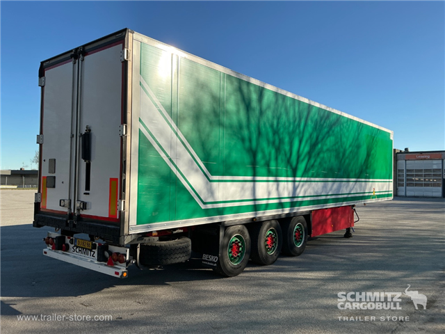 Schmitz Semi Reefer Standard