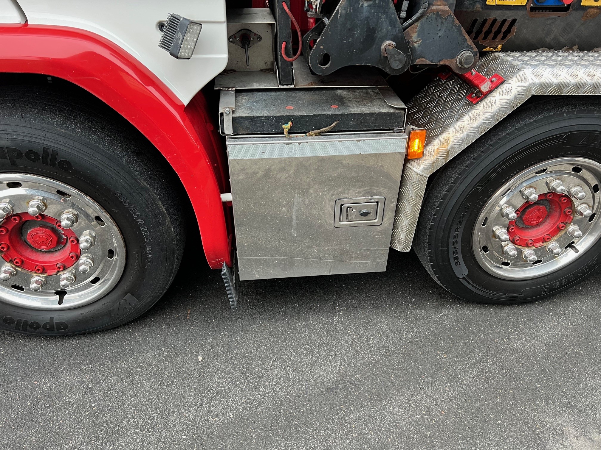 Scania R580 8X2*6 HMF 6020 OK6 + Jib