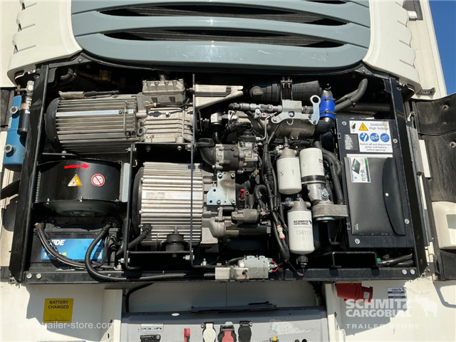 Schmitz Semi Reefer Meat hanging system