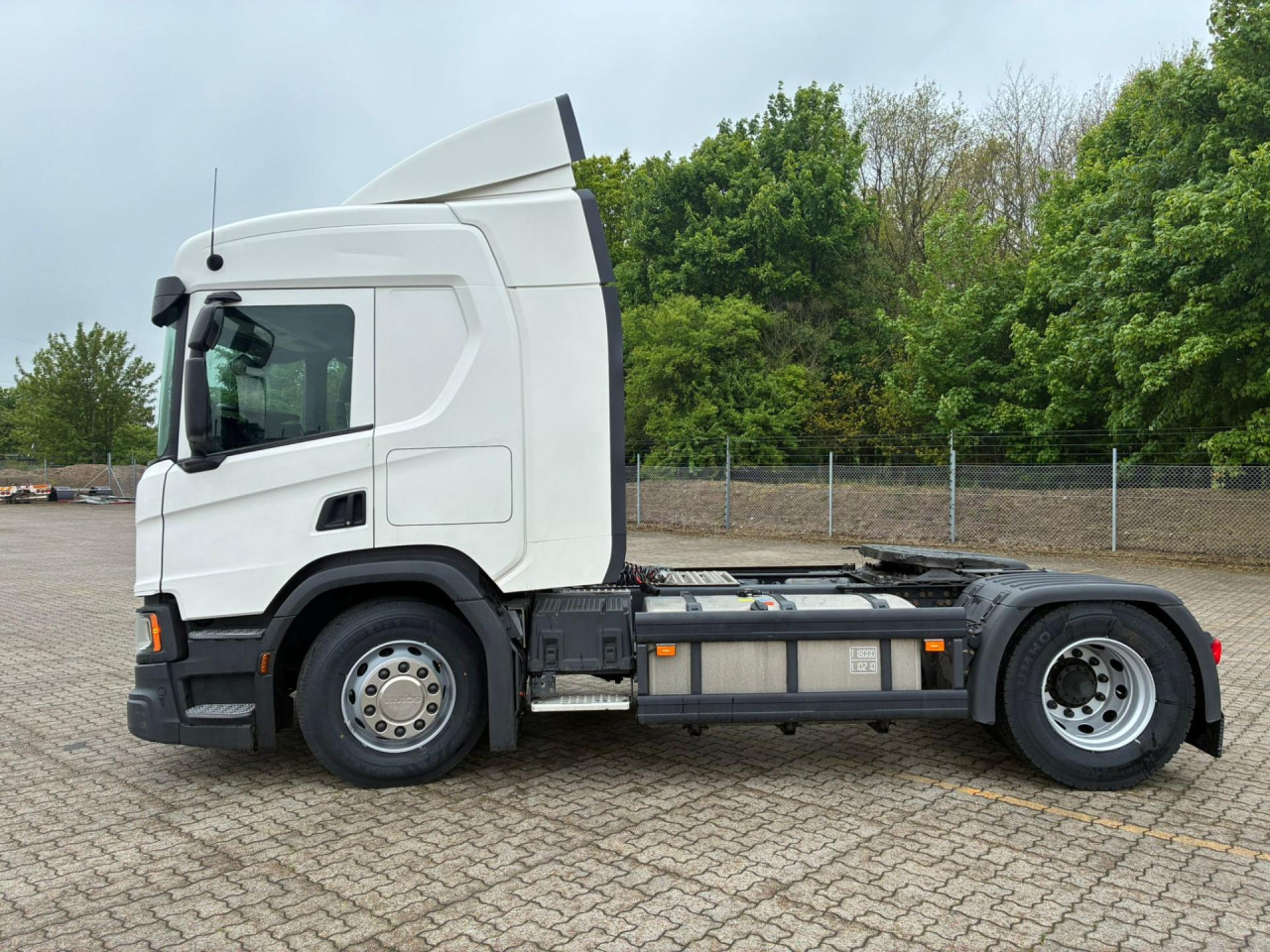 Scania P 410 A4x2NA