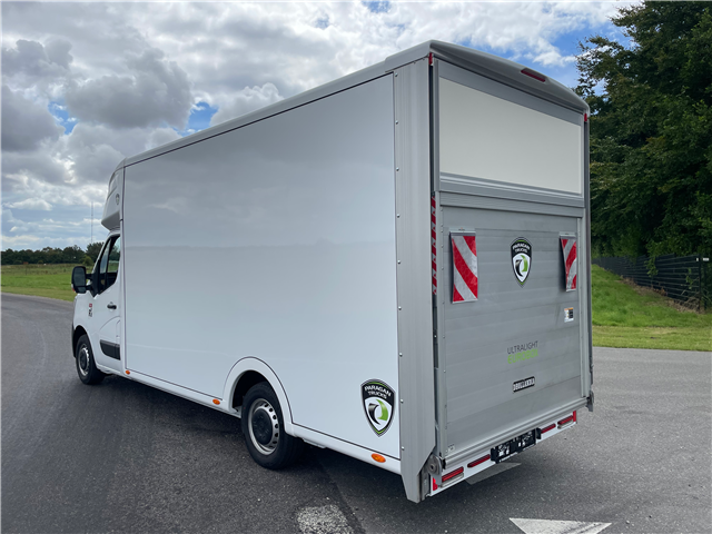 Renault Trucks Master - med DHOLLANDIA lift 750kg