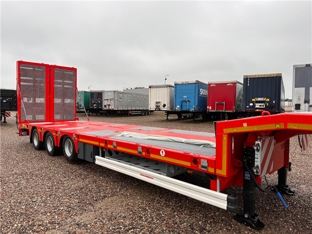 Kässbohrer SLS HS 3 – Hydraulisk mellemgulv Maskintrailer