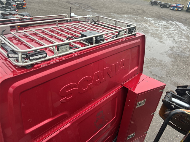 Scania R650 6x4 m. aftagelig kran